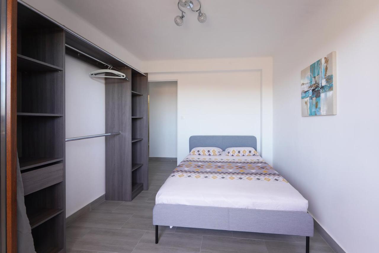 T4 Entierement Renove Proche * Toulon